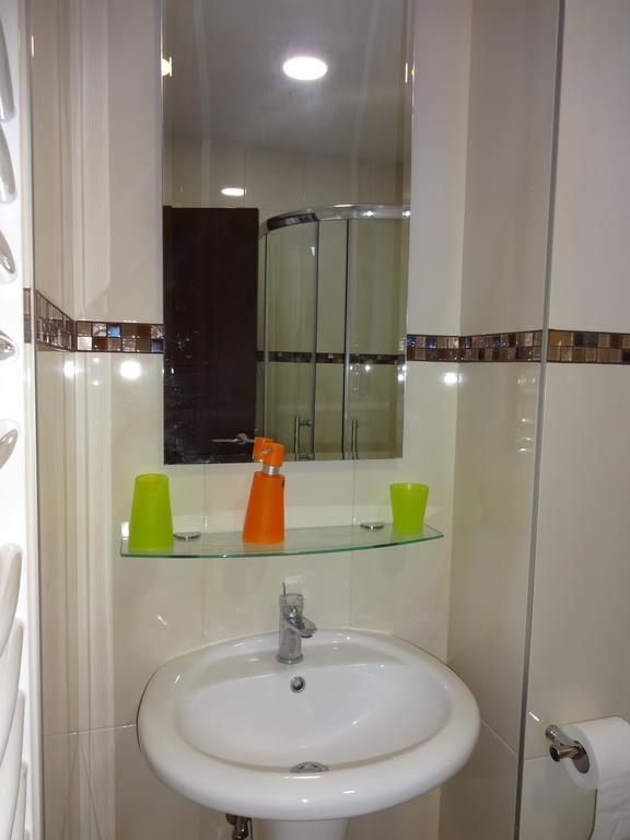 Nataliia Twister Apartment Будва Екстериор снимка