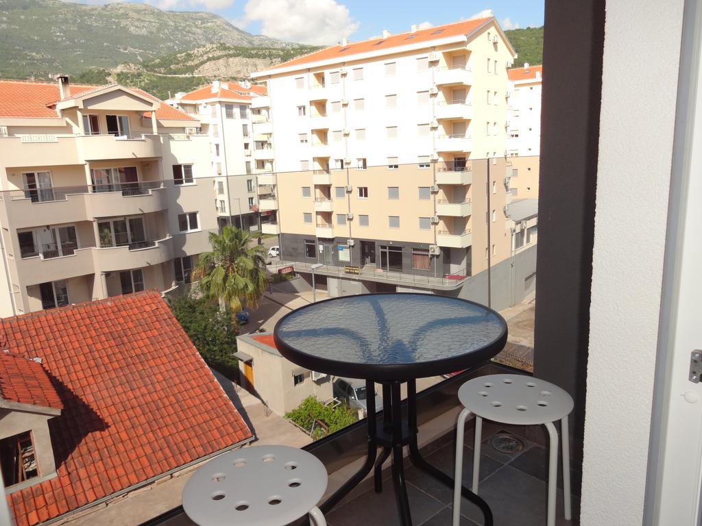 Nataliia Twister Apartment Будва Екстериор снимка