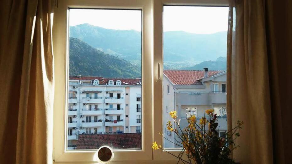 Nataliia Twister Apartment Будва Екстериор снимка